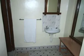 Imani Guest House - Image 5