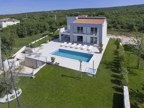 Peaceful Villa in Stanisovi With sea View - Image 3