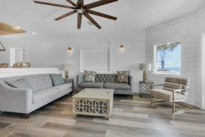 Silver Beach Retreat - 1938171 - Image 4