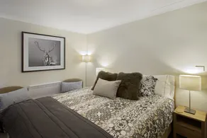 Avalanche 6 - Sophisticated style & modern comfort with a central location - Image 5