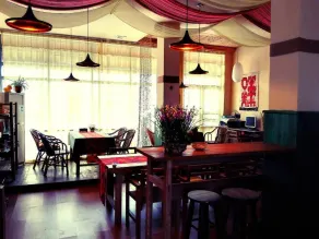 YSHS Inn - Image 4