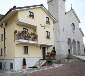 La Piazzetta Rooms & Breakfast - Image 3