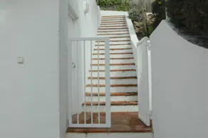 Bonita casa con piscina - Image 3