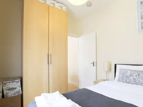 Apartment Harrow 54c - Image 2