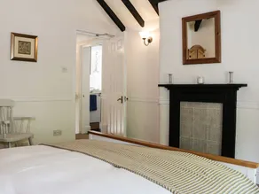26A High Street - Image 3