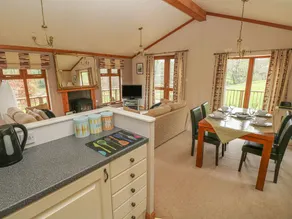 The Beeches - Image 4