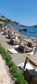 The Athenian Riviera Beach Summer Nest - Image 5