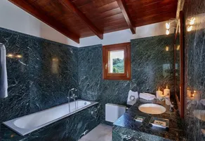 Luxury Crete Villa Villa Malvazia Beautiful 4 Bedroom Villa Private Pool Gym Keramoutsiou - Image 4