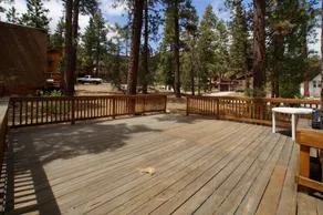 Snowridge - Walk to Oktoberfest & Snow Play, Fireplace, Deck, Barbecue - Image 3
