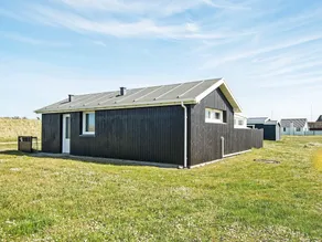 Cosy Holiday Home in Ulfborg Near Beach - Image 3