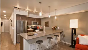 NW DC Luxury Apts - Image 4