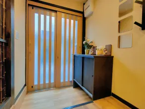Momodanien Japanese-style House - Image 4