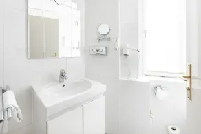 Novum Hotel Kronprinz Berlin - Image 4