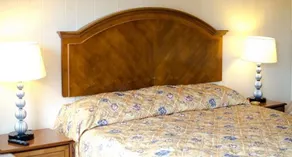 Lee High Inn - Image 2