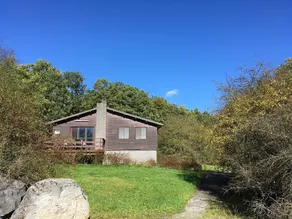 Modern Holiday Home in Somme-leuze With Sauna and Jacuzzi - Image 4