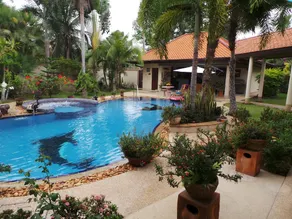 Relaxing Palm Pool Villa and Tropical Garden - Image 3