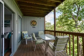 Branson Treehouse Retreat 2 Bedroom Condo - Image 3