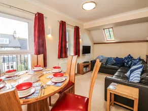 10 Jubilee Court - Image 4