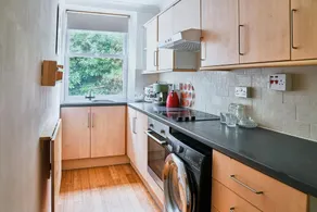 Host Stay Freshwater River View - Image 2