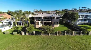 Tura Beach House On Pacific Way - Image 5
