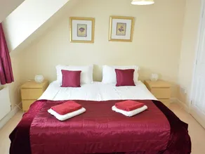 The Chambers Place Townhouse - Image 2