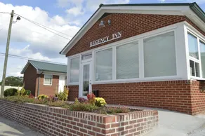 Regency Inn - Image 4