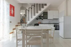 Marina Suite Apartment - Image 4