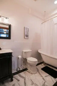 George Washington Wood Bed & Breakfast - Image 3