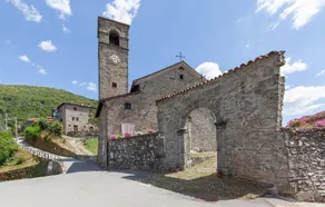 Stunning Home in Piazza al Serchio With 2 Bedrooms and Wifi - Image 3