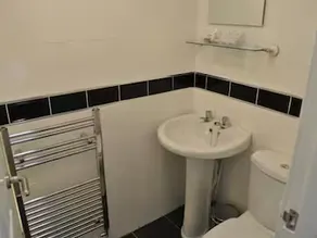 Surrey House Hotel - Image 5