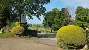 The Royal Oak - Image 2