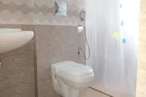 VC Elite Residency by OYO Rooms - Image 5