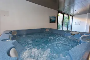 Stylish townhouse - RESORT facilities - Image 3