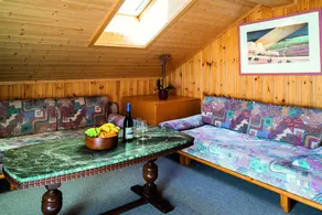 Haus Amour - Image 2
