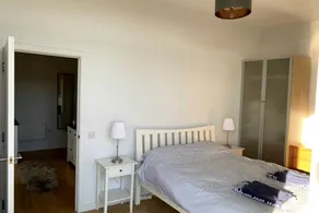 Stylish 2 Bedroom Apartment - Image 3