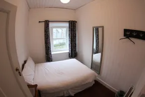 The Boathouse Lodge Hostel - Image 3
