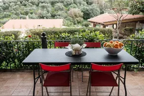 Dream Lux Flat with great Outdoors, Pool & Parking - Image 3
