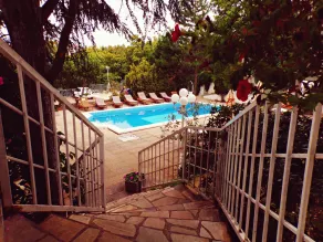 Monica - Image 5