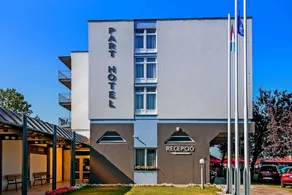 Part Hotel - Image 2