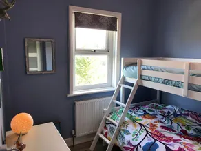 Charming 4BD Semi Detached Home Hastings - Image 4