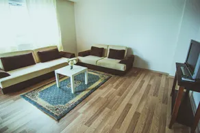 Spacious 2 Bedroom For Up To 5 With Mountain View Free Wifi - Image 2
