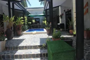 The Beach House Bungalows - Image 4