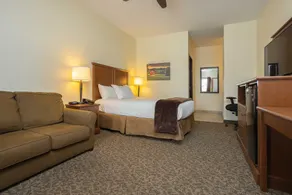 Battle Lake Inn and Suites - Image 5