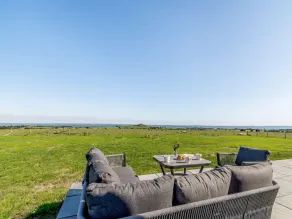 2-bed Modern Bungalow - Outstanding Country Views - Image 5