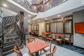 Victorian Hotel Dalat - Image 2