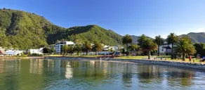 Luxury Waterfront Apartments - Image 3
