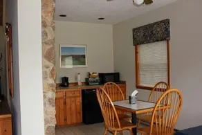 High Meadows Inn - Image 5