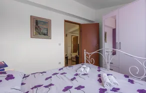 Amazing Home in Peruski With Wifi and 5 Bedrooms - Image 4