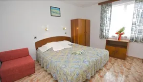 Hotel Orfei - Image 2