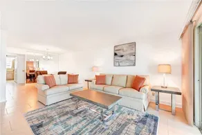 Retreat V 687B - Two Bedroom Condo - Image 2